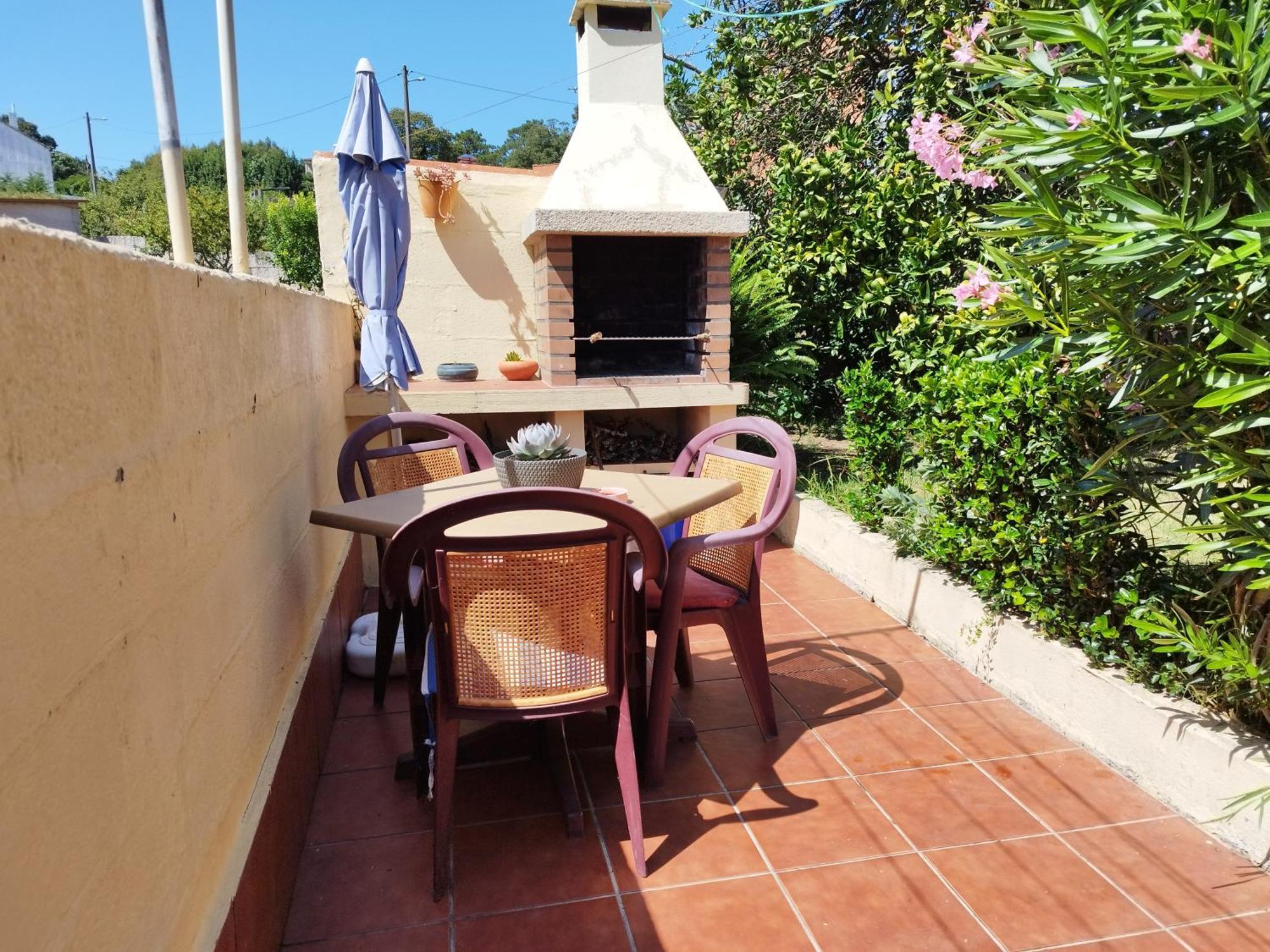 Jardin, Terraza Y Barbacoa Apartman O Grove Kültér fotó