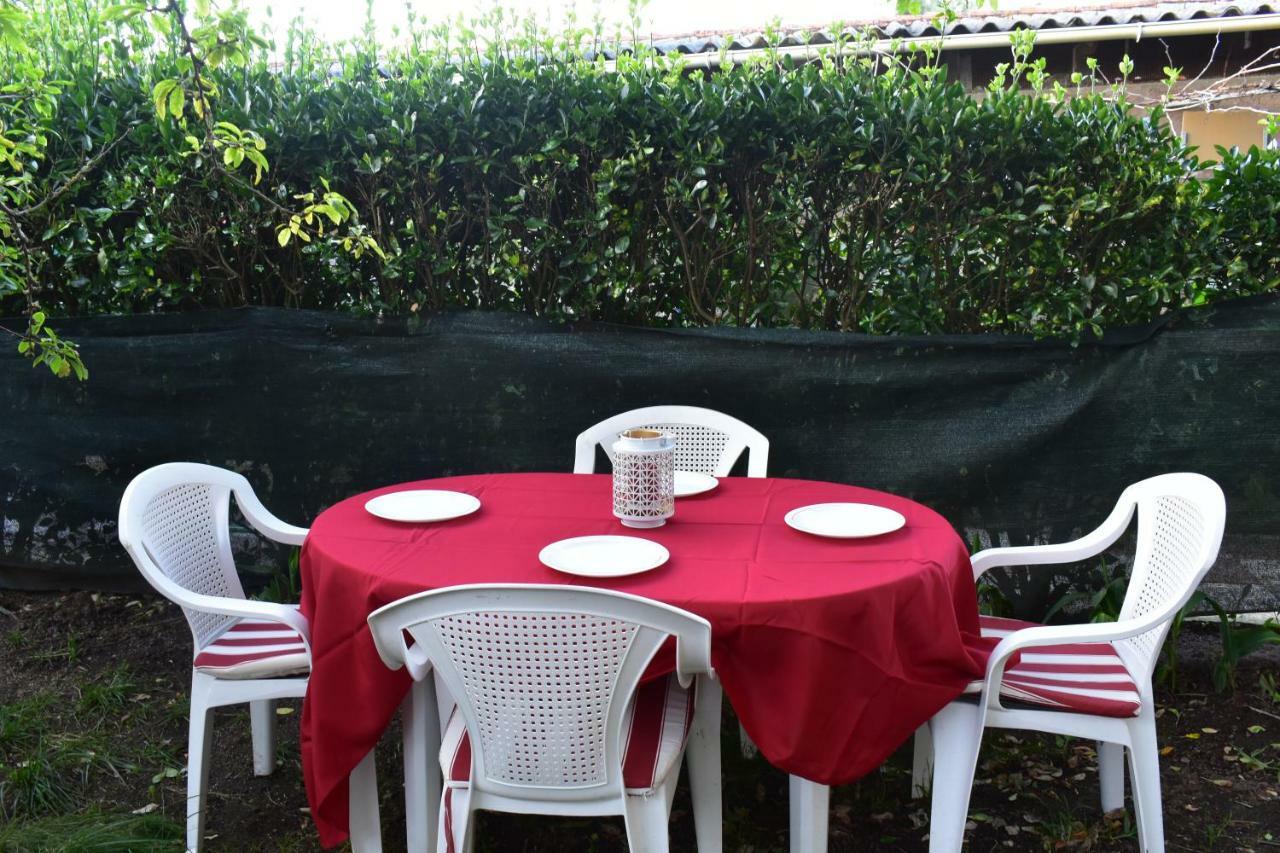 Jardin, Terraza Y Barbacoa Apartman O Grove Kültér fotó